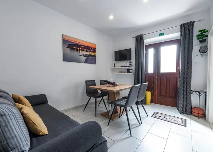 Welcome - Old Town Apartment