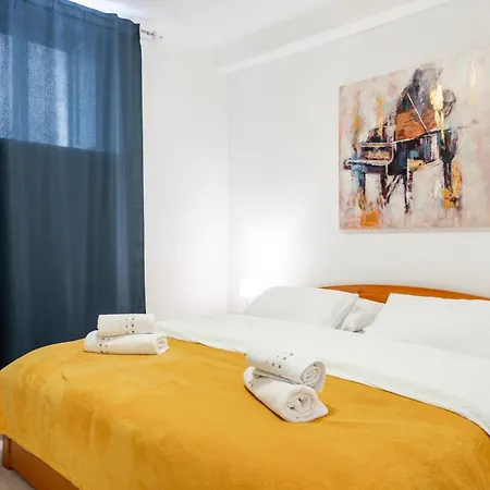 Welcome - Old Town Apartment