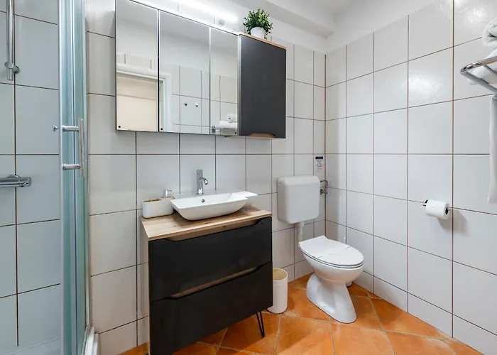 Welcome - Old Town *