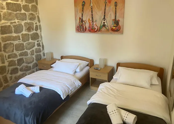 Welcome - Old Town *